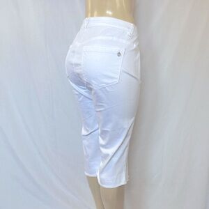 SALE!!DEMOCRACY Jeans Women’s Tummy Control Size 18W White Fray Hem Skimmer NWOT